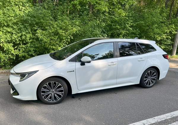 Toyota Corolla cena 90000 przebieg: 25600, rok produkcji 2021 z Białystok małe 781